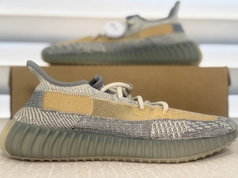 Men’s 9 adidas Yeezy Boost 350 V2 Israfil FZ5421 Primeknit Low Top Lace-Up 2020